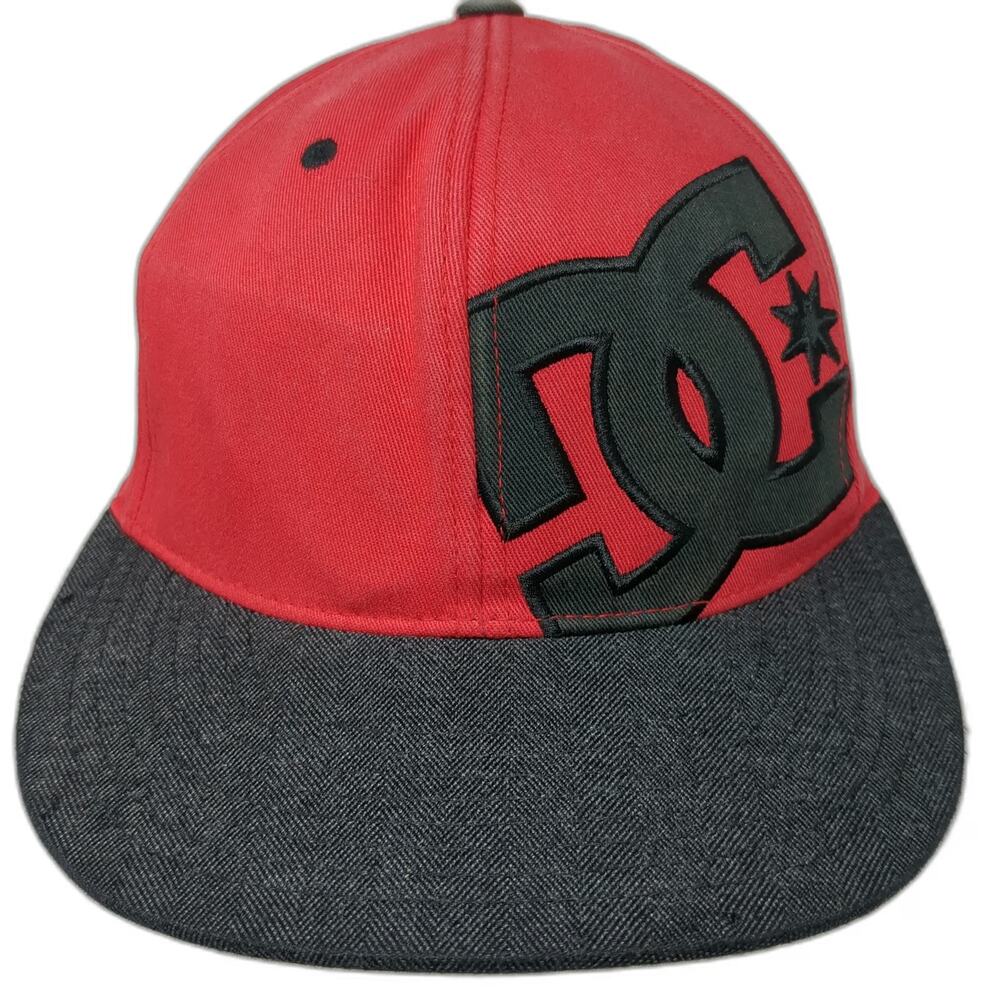 DC Shoes Baseball Cap Red M Flexfit Embroidered Logo Herringbone Brim Skate Hat